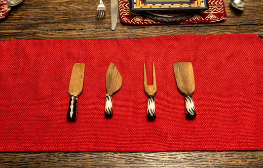 Small Artisan Cutlery Set – Bone-Inlay Handles (Set of 4)